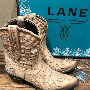 💥NEW💥LANE ROBIN BOOTIE